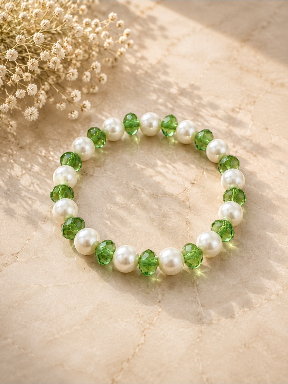 Elegant Green Crystal and Pearl Stretch Bracelet